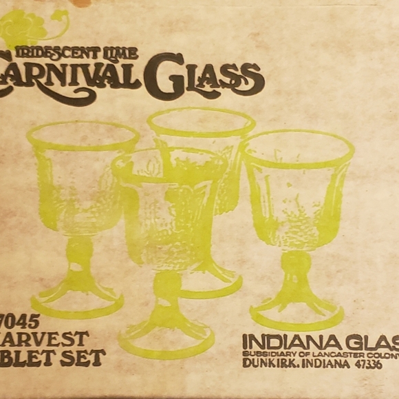 Indiana Glass 4 piece set/Carnival Glass - Picture 3 of 7